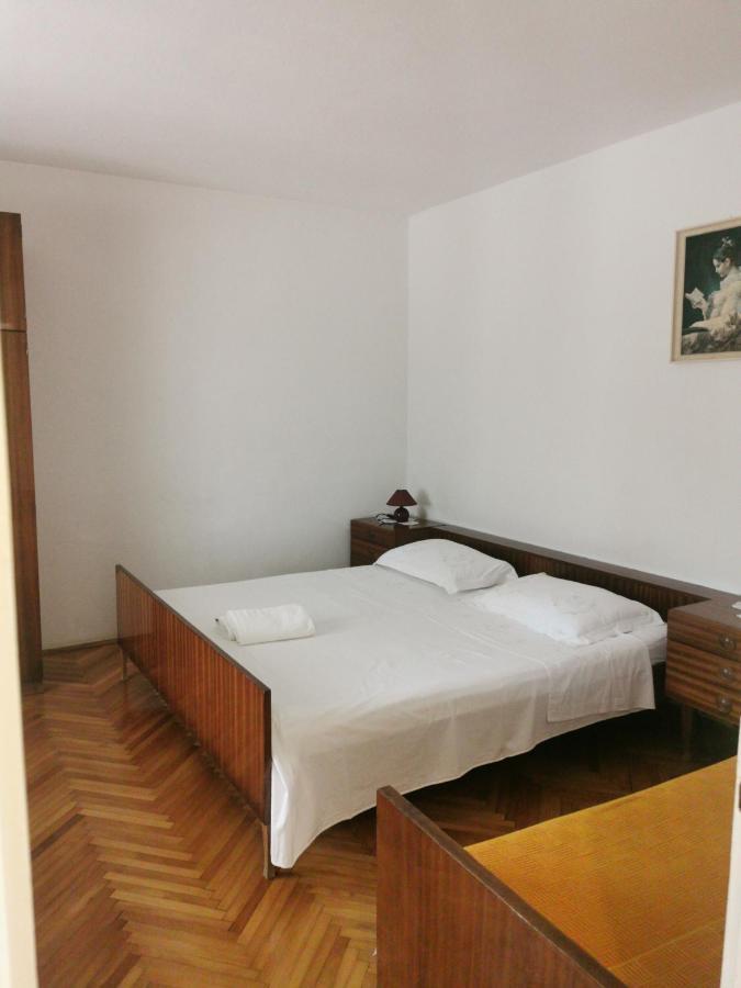 Room Dobrenka Hvar Exterior photo