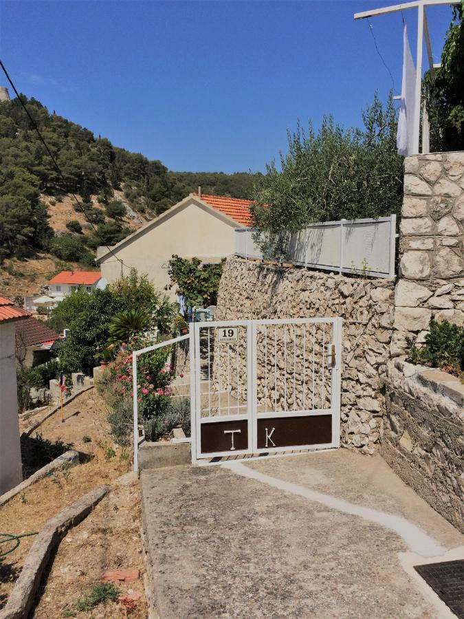Room Dobrenka Hvar Exterior photo